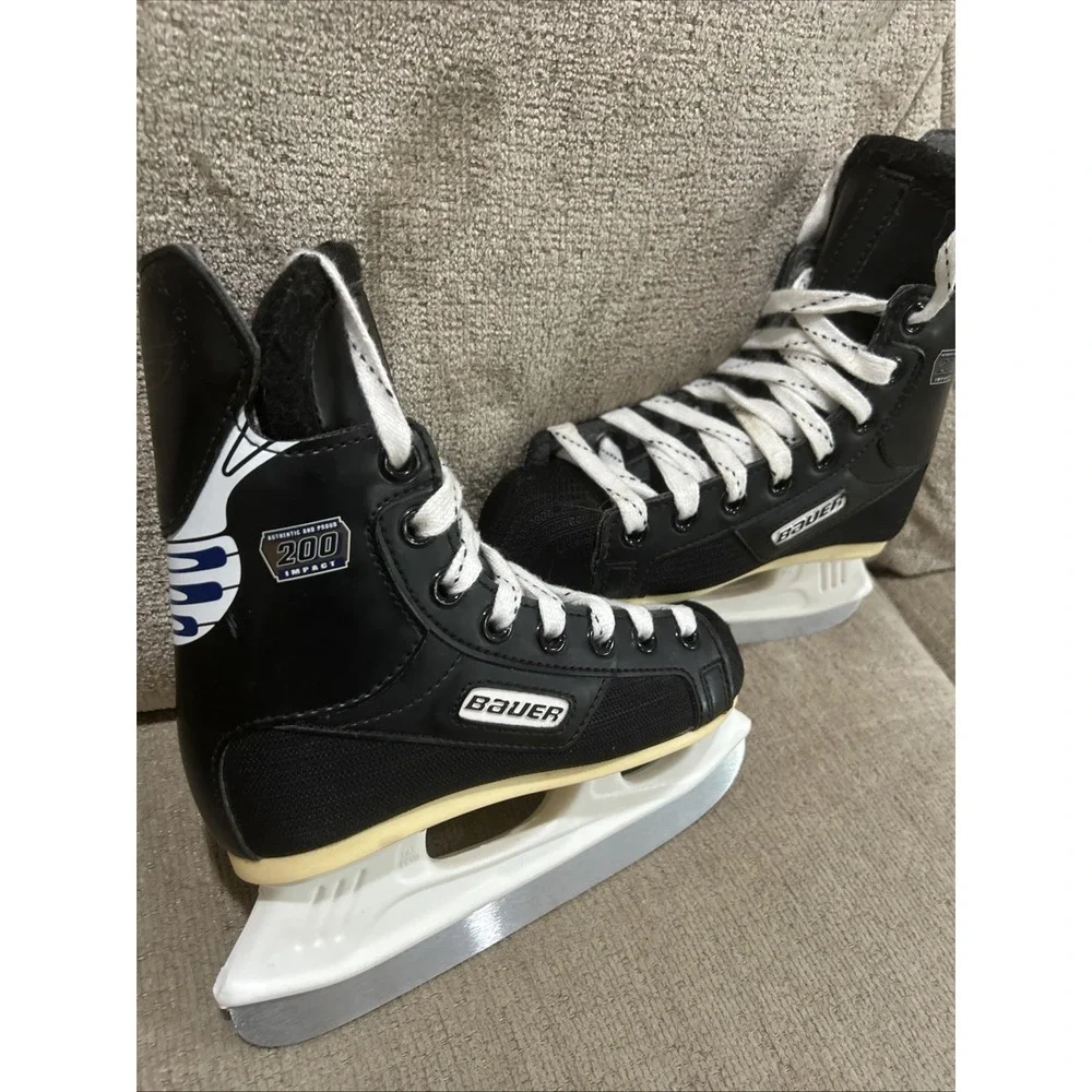 Bauer Impact‎ 200 Youth 7 1/2 To 8 Ice Hockey Skates. 1x Use